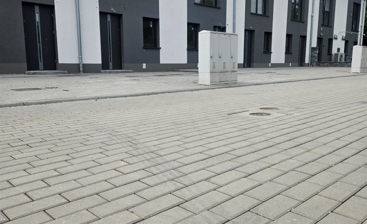 dom na sprzedaż - 